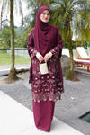 ADIRATNA KURUNG - Wine DELIVERY 3 Working Days