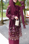 ADIRATNA KURUNG - Wine DELIVERY 3 Working Days